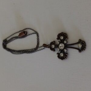 CROSS NECKLACE.  29in chain.  Copper tone finish.  Magnetic clasp.